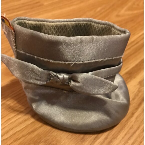 Build-A-Bear Workshop Baby Booties Gray Silver Satin Shoes With Bow BAB - Picture 2 of 6